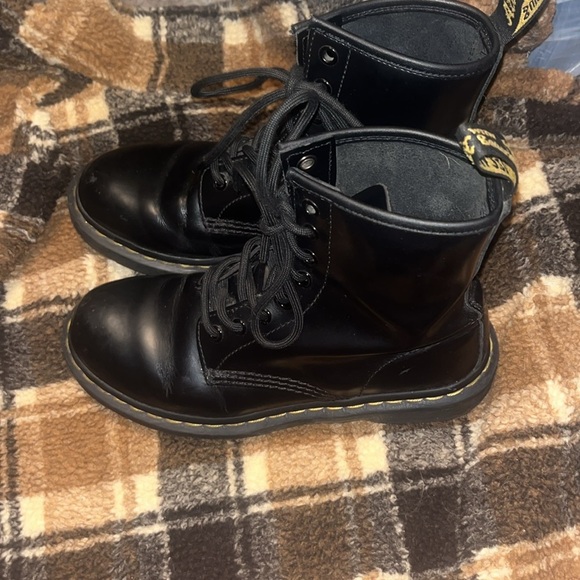 Dr. Marten Boots Size 7 Women’s Black - Picture 6 of 11